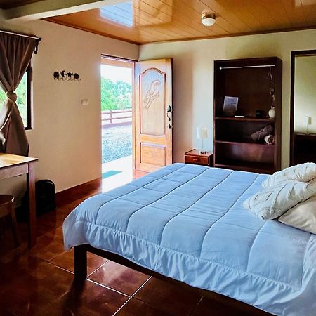 Los Tucanes Lodging El Castillo Екстер'єр фото
