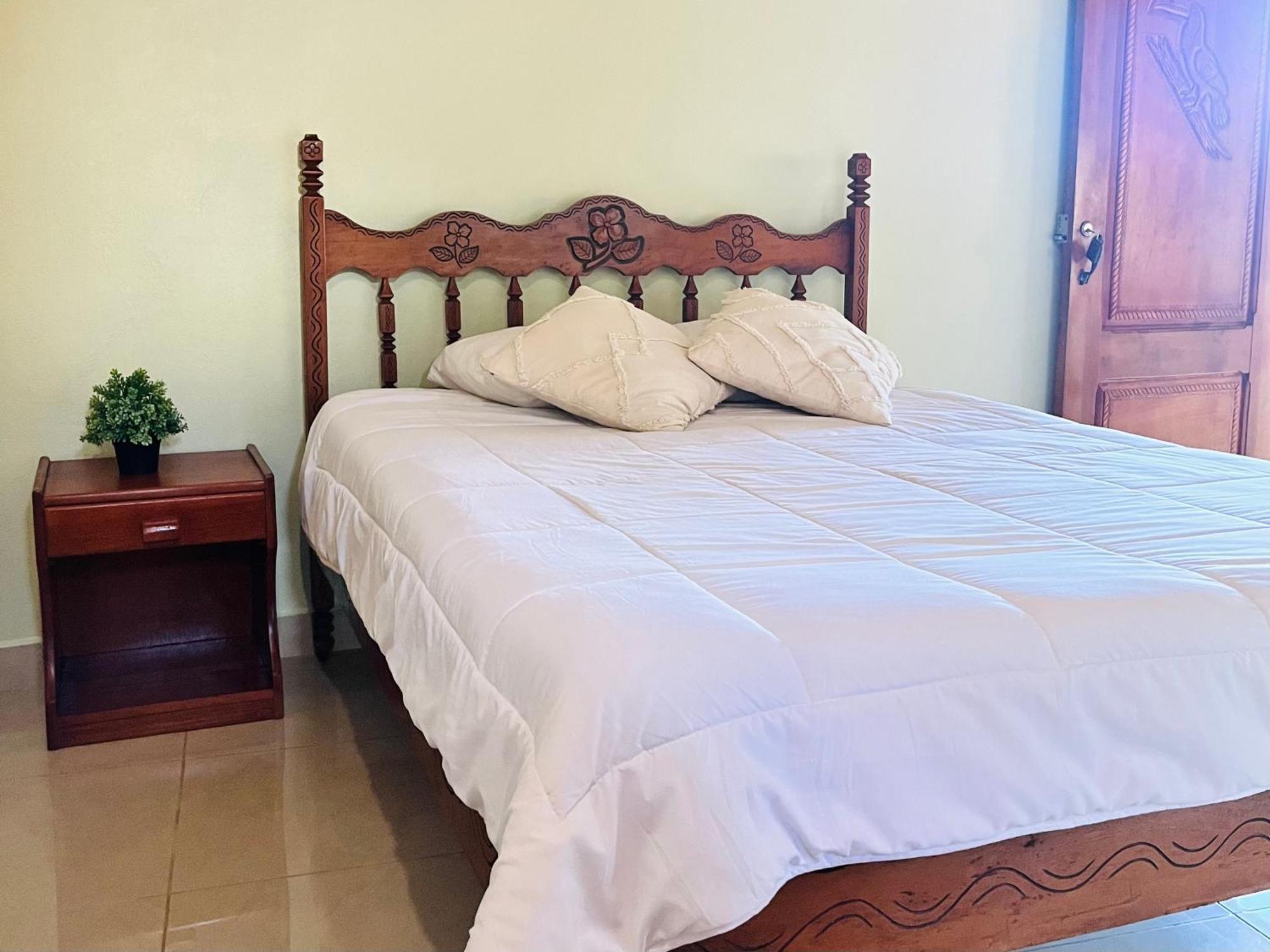 Los Tucanes Lodging El Castillo Екстер'єр фото